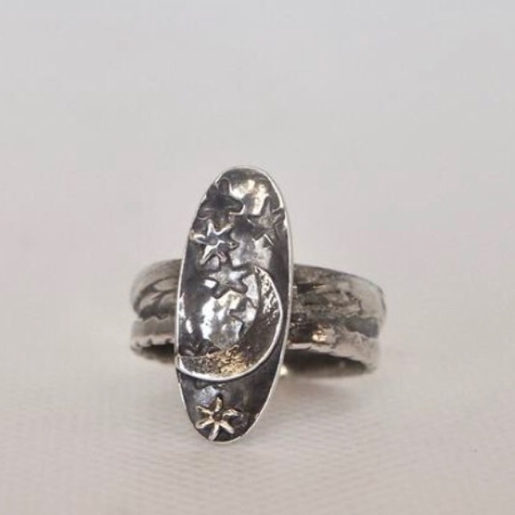 Rustic, Silver Ring - Picture 4 of 8